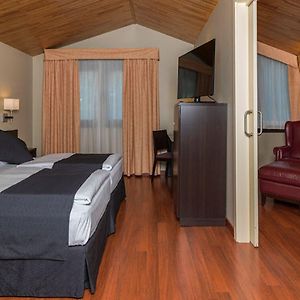 Habitación Premium con 2 Camas Individuales